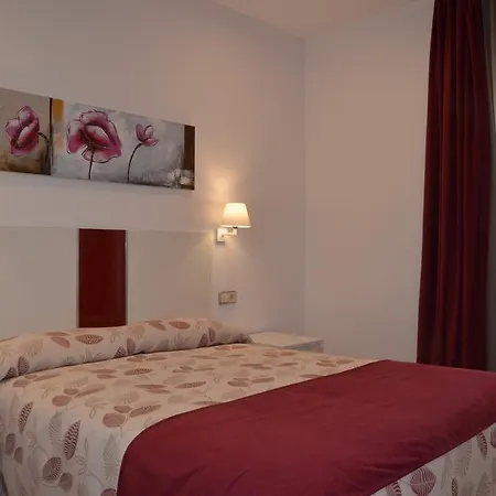 Apartsuits Rambla Nova 24 * 塔拉戈纳