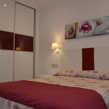 Apartsuits Rambla Nova 24 * Tarragone