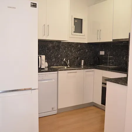 Apartsuits Rambla Nova 24 *